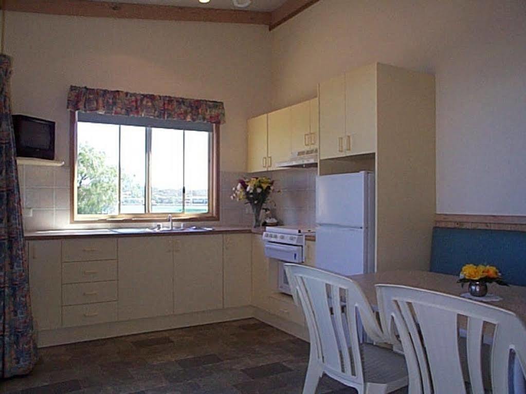 Big4 Batemans Bay At Easts Riverside Holiday Park Esterno foto